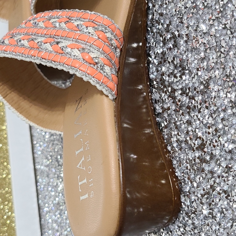 NWT Italian Shoemaker Strap Sandal with small Heel SZ 6 Salmon and Silver - Picture 11 of 11